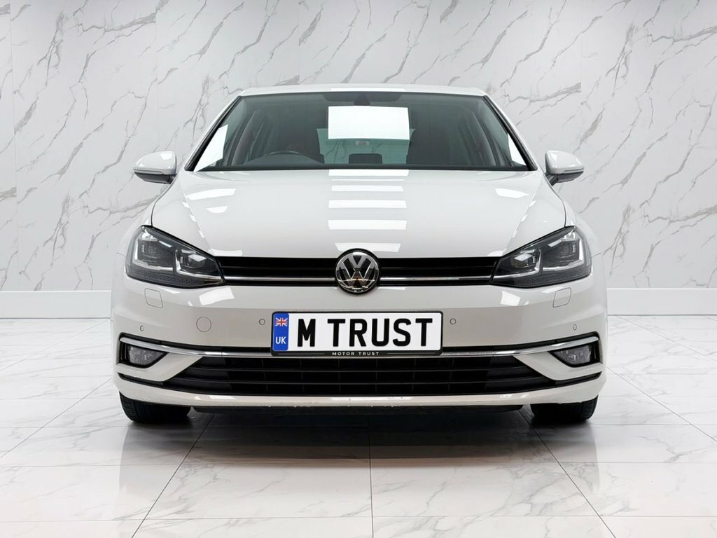 Volkswagen Golf 1L Match Edition GD69KFC White #3