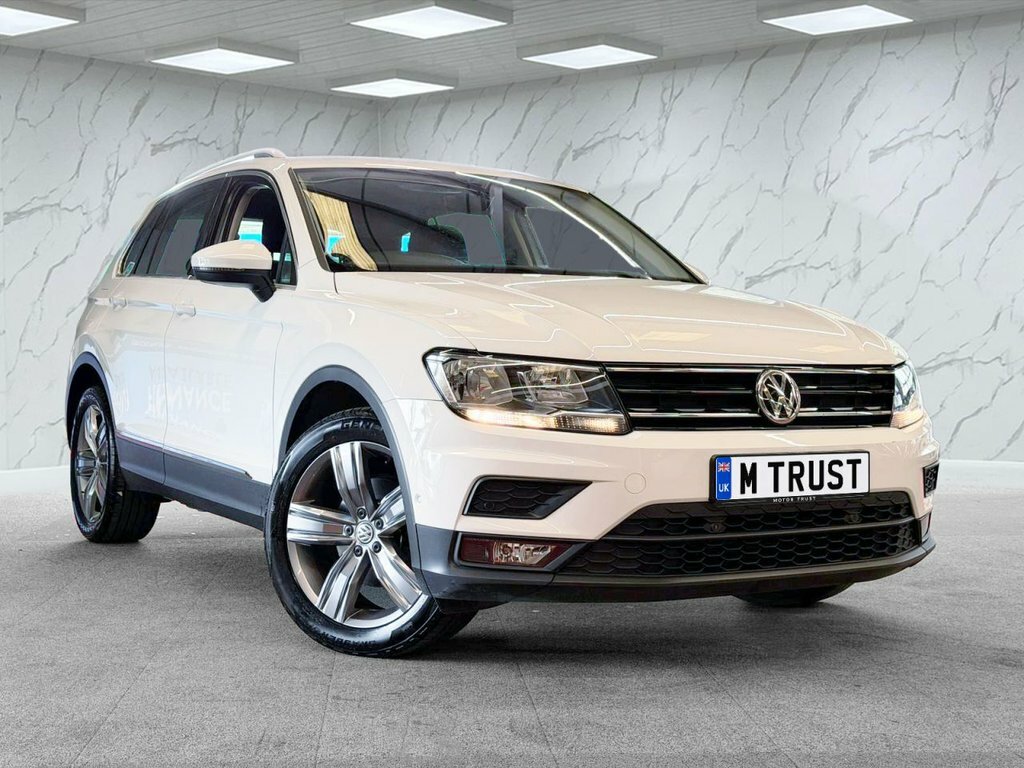 Volkswagen Tiguan 1.5L Match LP69XKF White #2