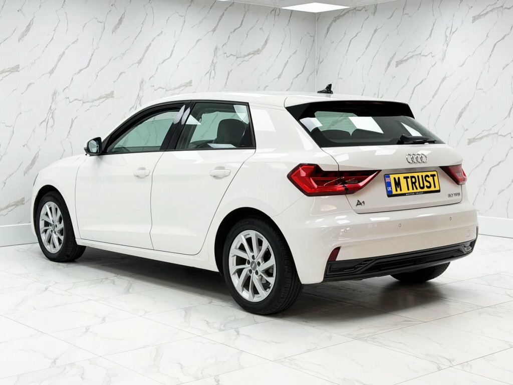 Audi A1 1L Sport NG19ZPO White #6