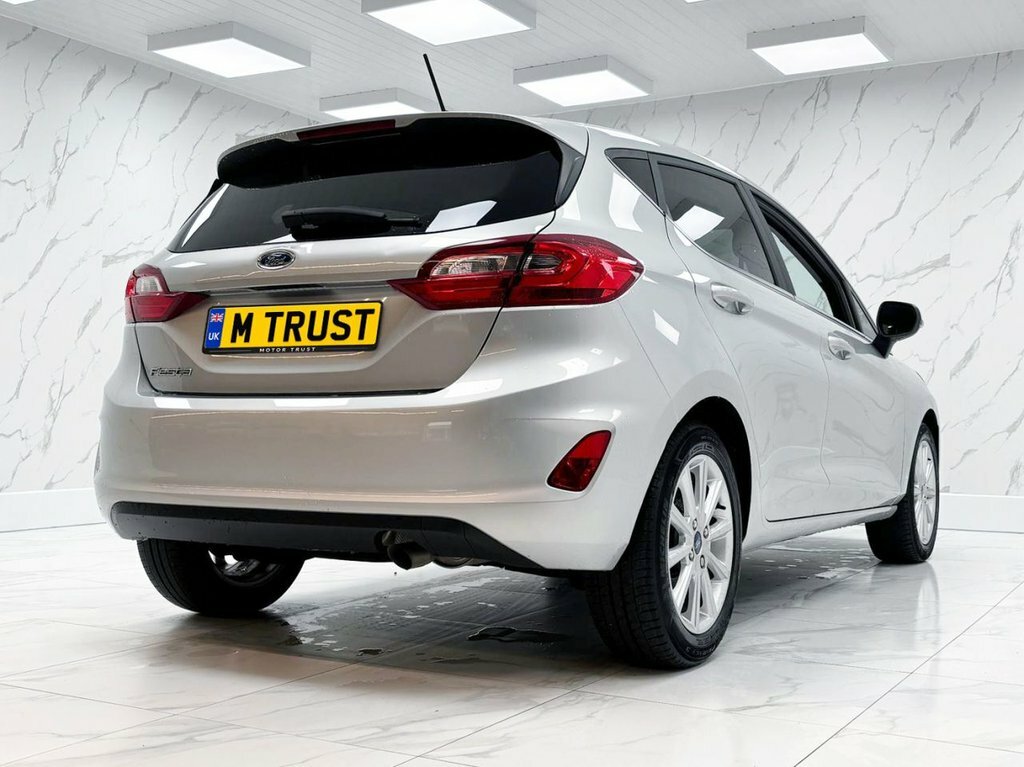 Ford Fiesta 1L Titanium SD69LRY Silver #6
