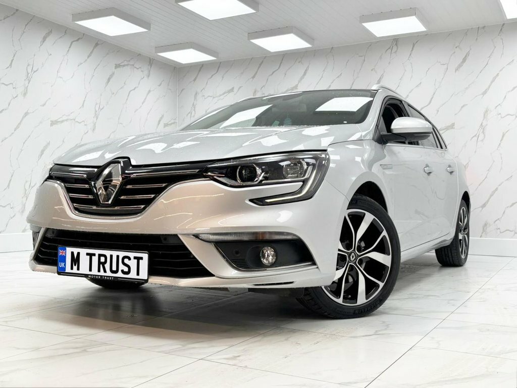 Renault Megane 1L Iconic LX69OVB Silver #4