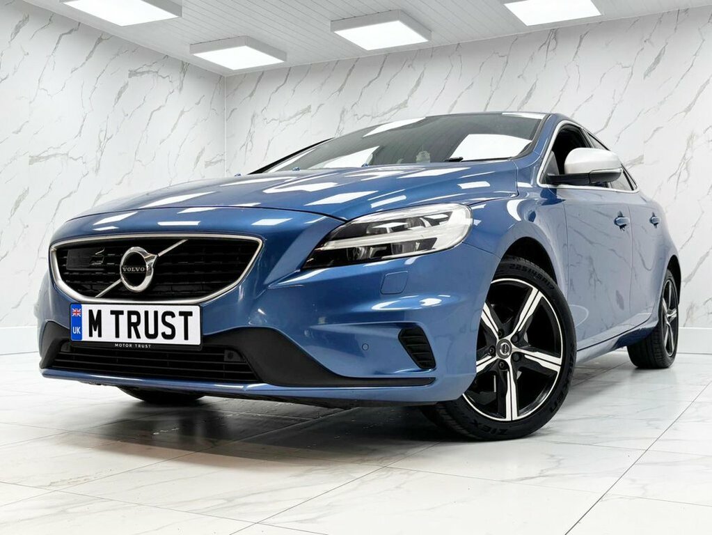 Volvo V40 2L R-design Nav Plus KX68NGU Blue #4