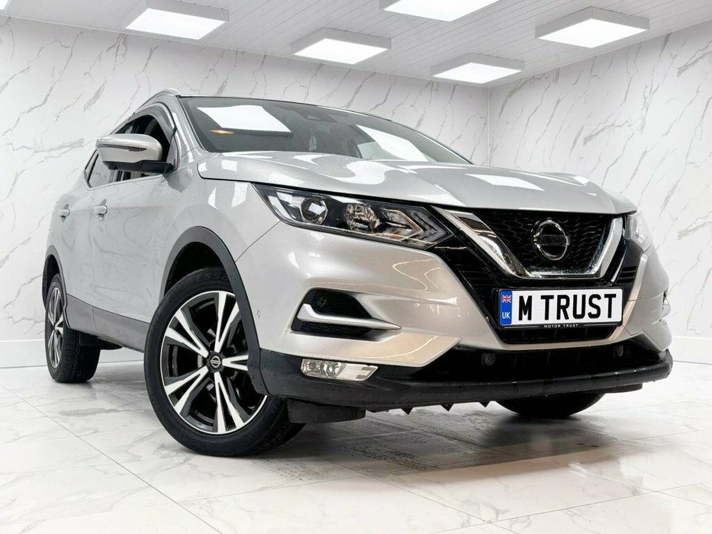 Nissan Qashqai 1.5L N-connecta Silver