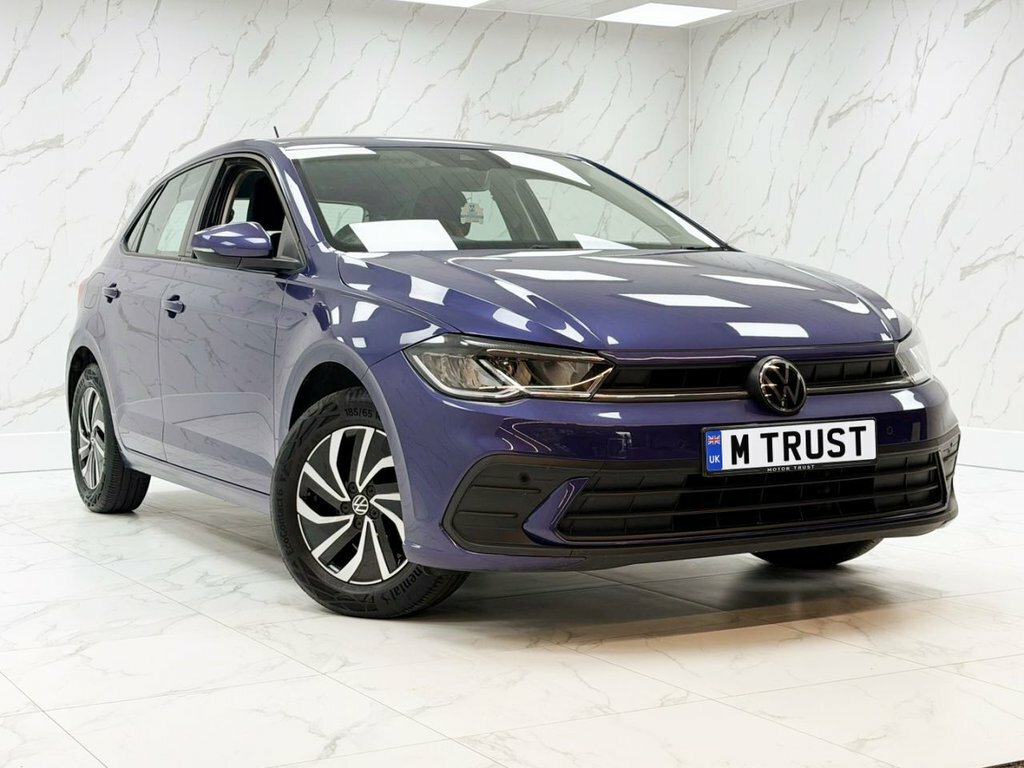 Volkswagen Polo 1L Life EJ22KHP Purple #2