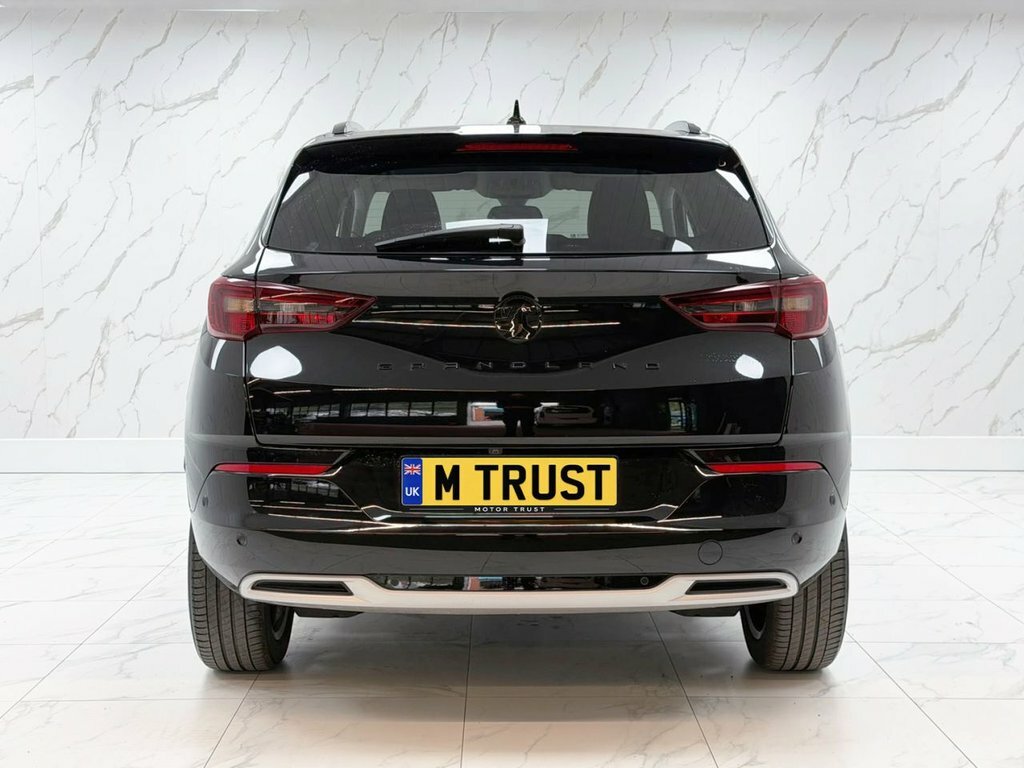 Vauxhall Adam 1.2 Mhev Ultimate Suv Hybrid E-dct Euro Black #8