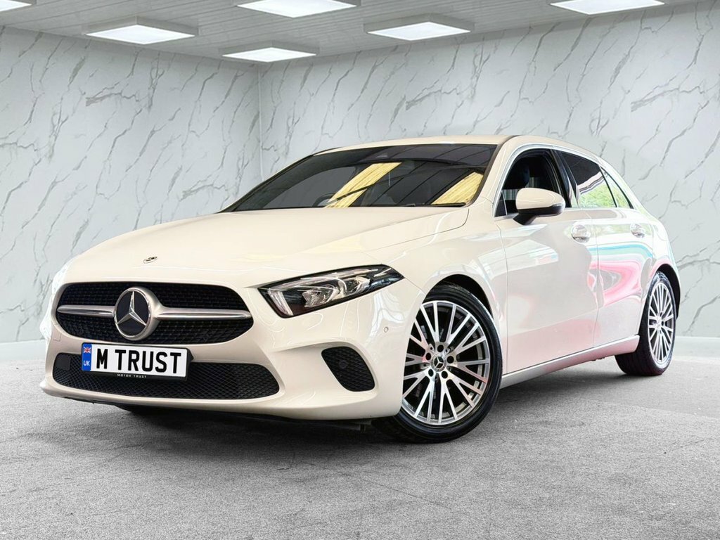 Mercedes-Benz A Class 2L Sport KN23YDU White #5