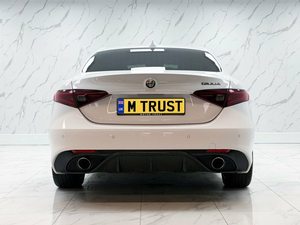 Alfa Romeo Giulia 2L Veloce White #6