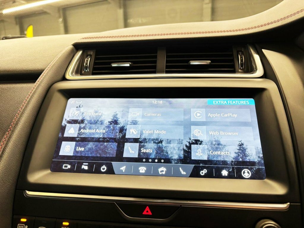Jaguar E-Pace 2L Chequered Flag PK70YDC Grey #6
