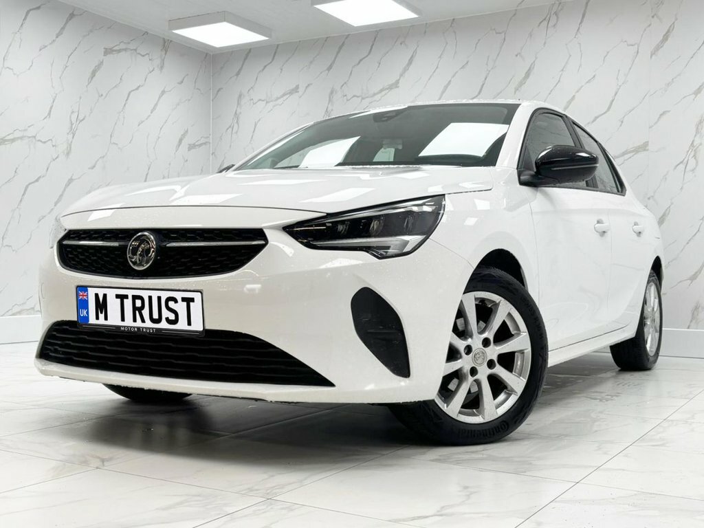 Vauxhall Corsa 1L Design DL72YXA White #4