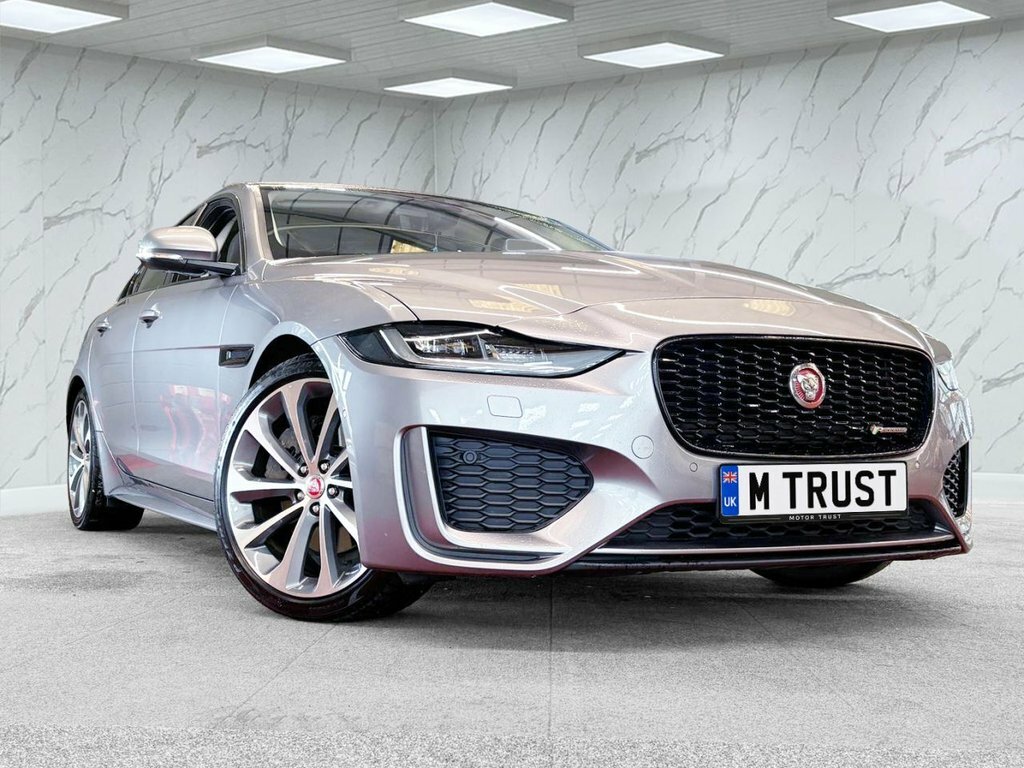 Jaguar XE 2L R-dynamic Se YS20JYU Grey #2