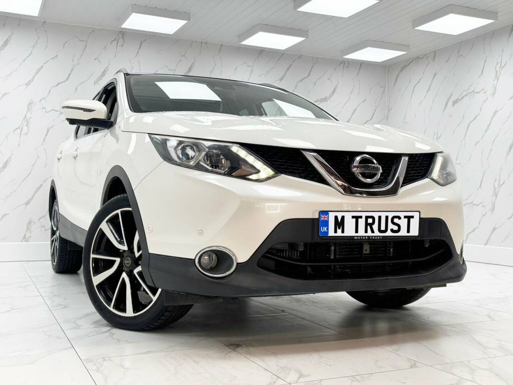 Nissan Qashqai 1.2L Tekna White #2