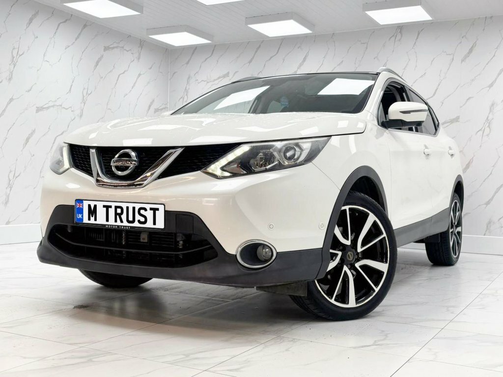 Nissan Qashqai 1.2L Tekna White #3