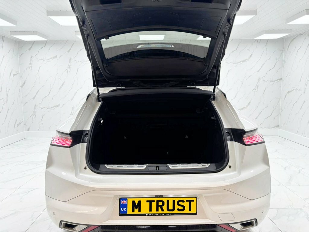 DS DS 4 1.2 Puretech Performance Line Hatchback White #20