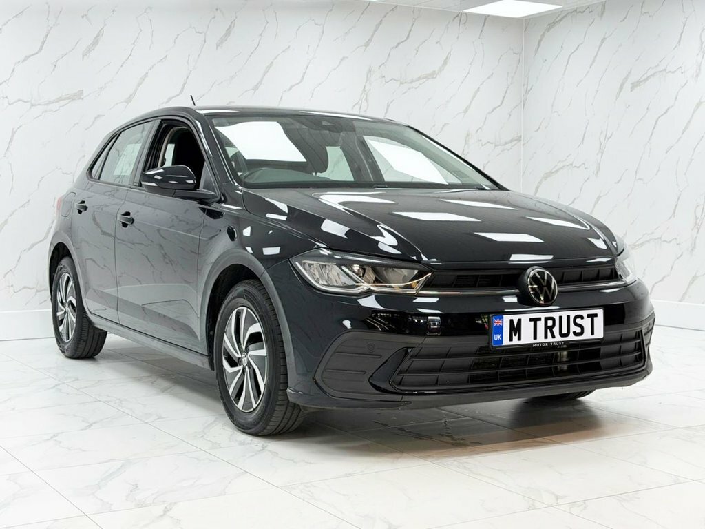 Volkswagen Polo 1L Life YS23ZGB Black #2