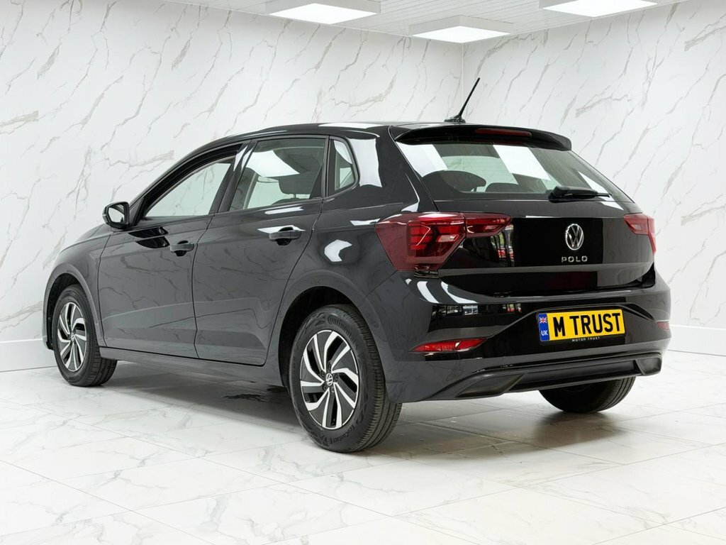 Volkswagen Polo 1L Life YS23ZGB Black #6