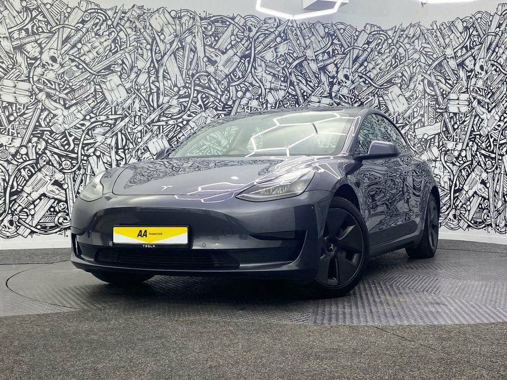 Tesla Model 3 Saloon Grey #5