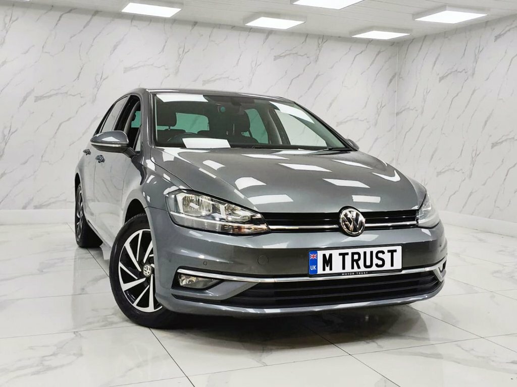 Volkswagen Golf 1L Match EJ19YRR Grey #4