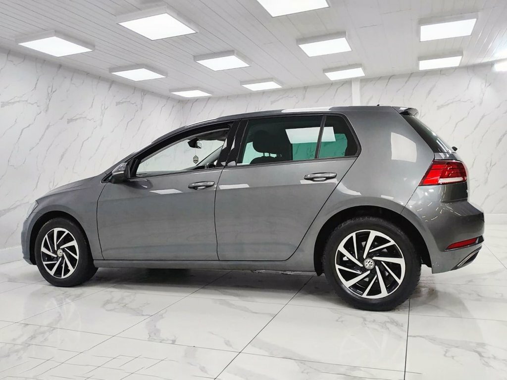 Volkswagen Golf 1L Match EJ19YRR Grey #6