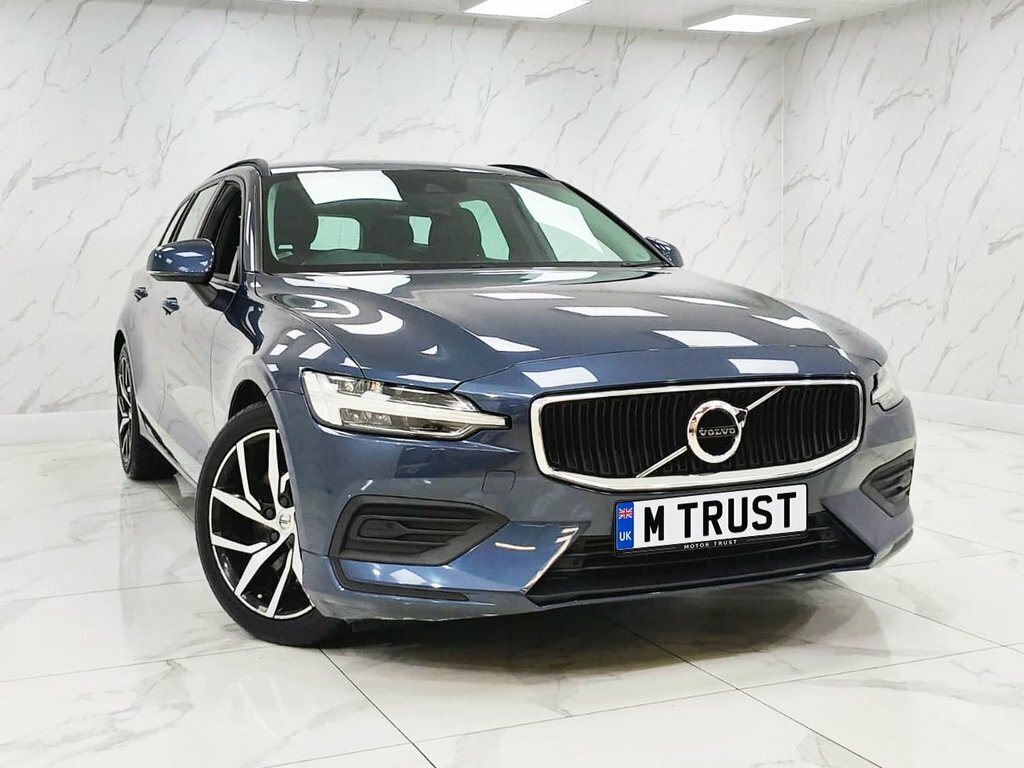 Volvo V60 2L Momentum Plus Blue #4