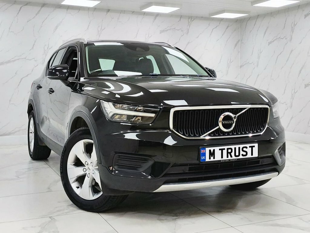 Volvo XC40 1.5L Momentum AE19GGP Black #5