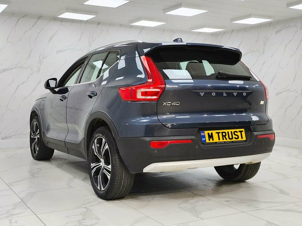 Volvo XC40 1.5L Inscription YX22ZDS Blue #6