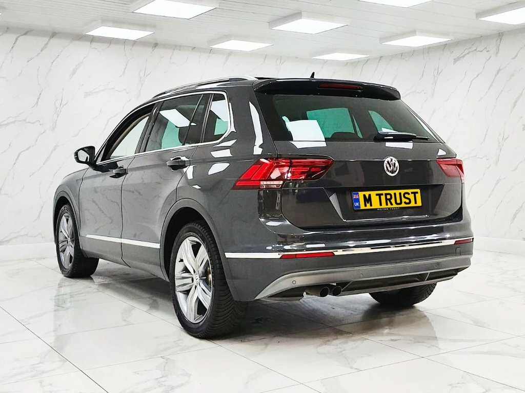 Volkswagen Tiguan 1.5L Sel YN19DPP Grey #6