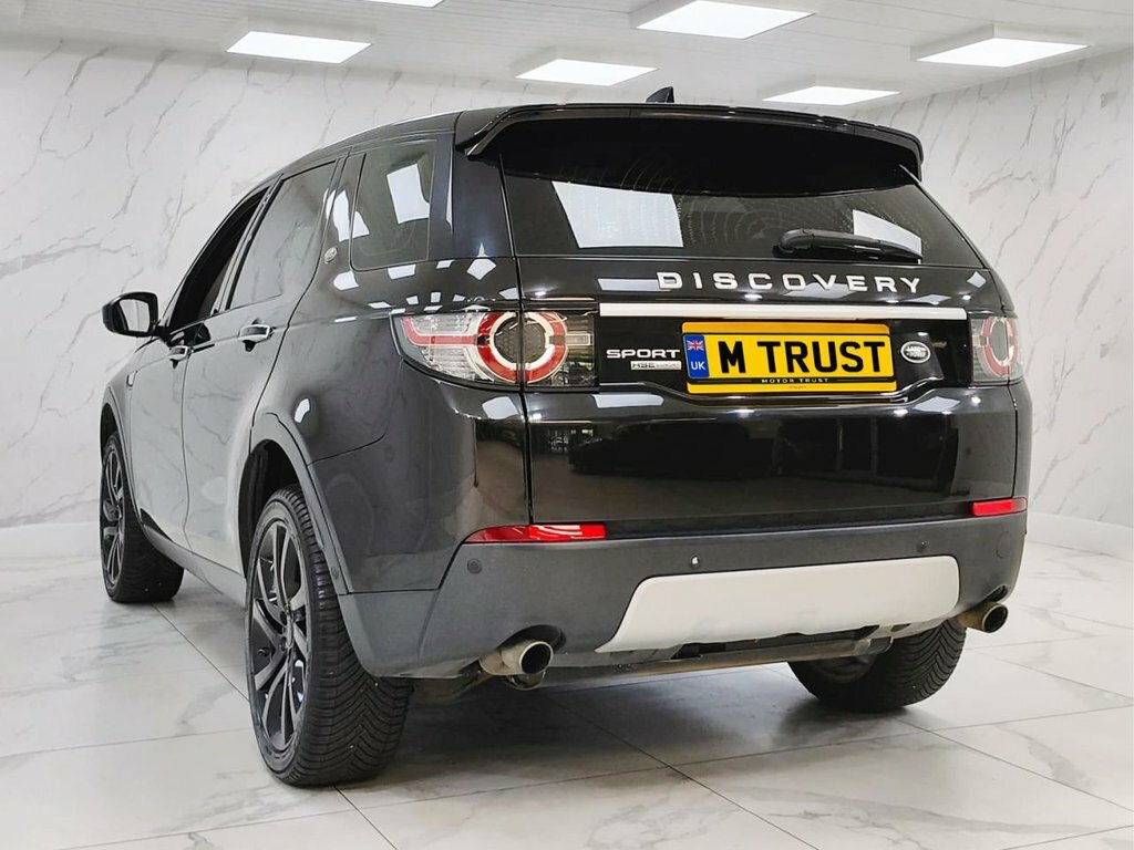 Land Rover Discovery Sport 2L Hse Luxury OY66NUF Black #6