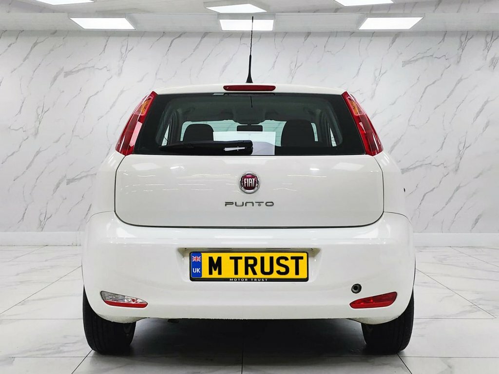 Fiat Punto 1.2L Pop White #8