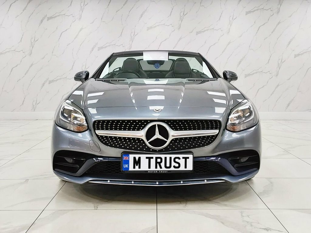 Mercedes-Benz SLC 1.6L Amg Line Grey #2