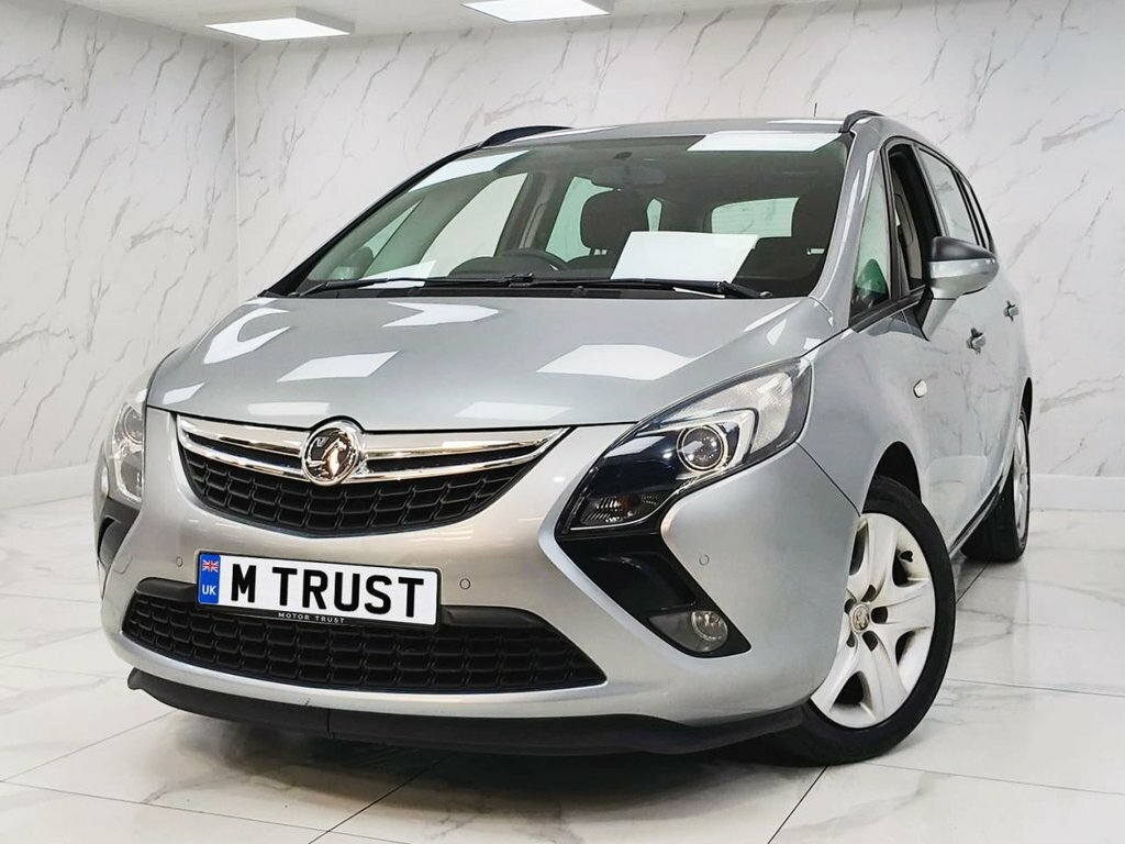 Vauxhall Zafira Tourer 2L Exclusiv Silver #2