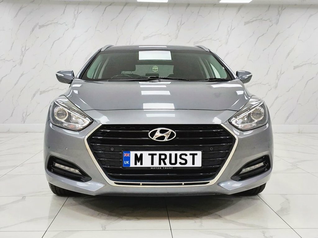 Hyundai I40 1.7L Se Nav Silver #3