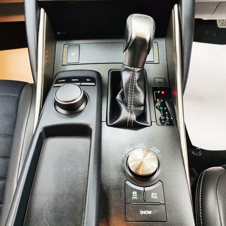Lexus IS Advance Black #23