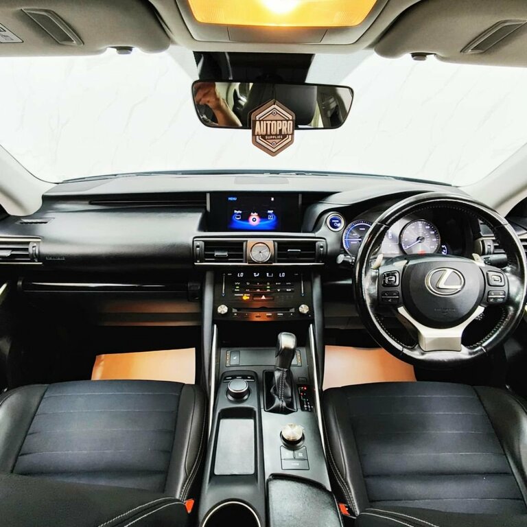 Lexus IS Advance Black #25