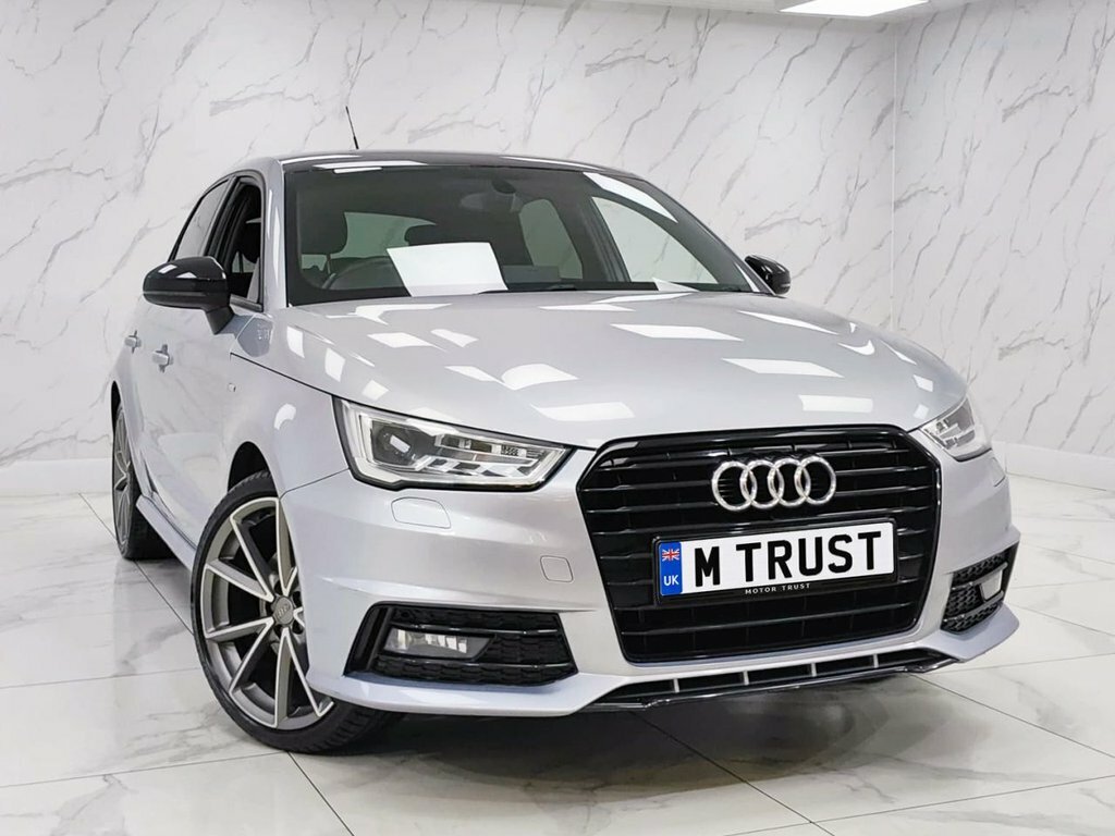 Audi A1 1L Black Edition AF66VWB Silver #3