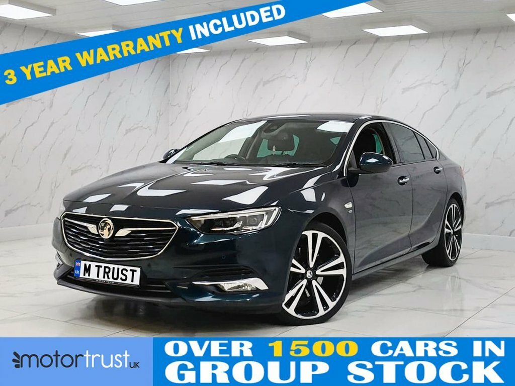 Vauxhall Insignia 2L Elite Nav Green