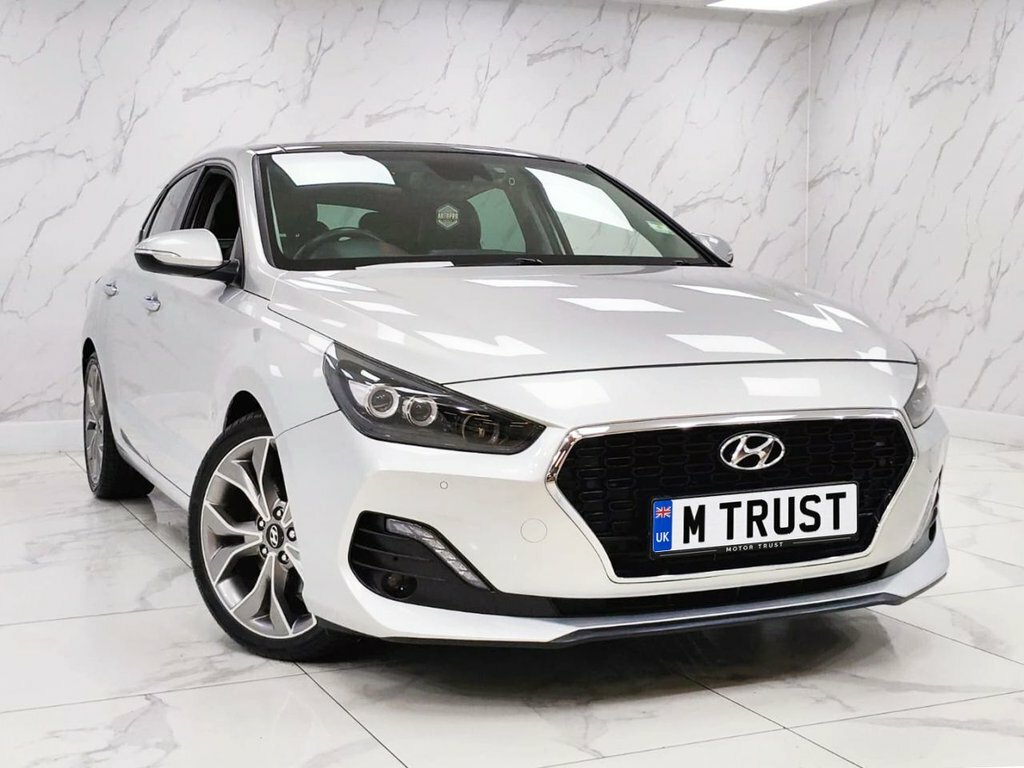 Hyundai I30 1L Premium Se Silver #4