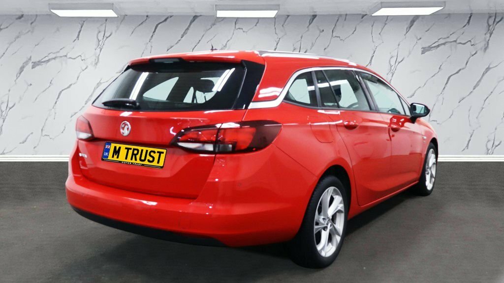 Vauxhall Astra 1L Sri Red #4