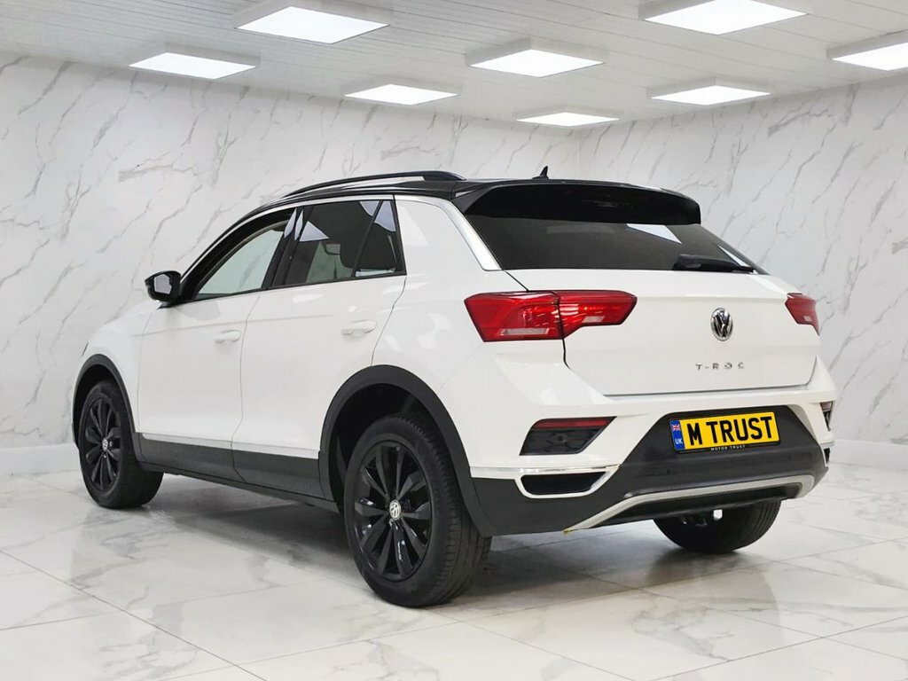 Volkswagen T-Roc 1L Design YE19WVO White #6