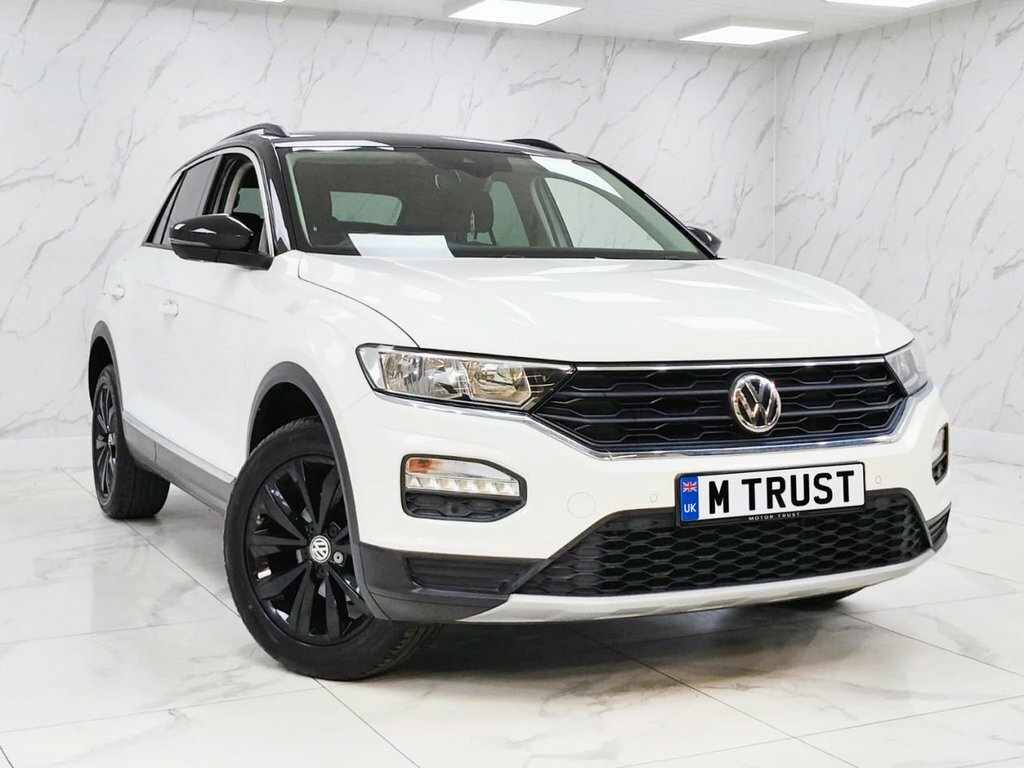 Volkswagen T-Roc 1L Design YE19WVO White #4