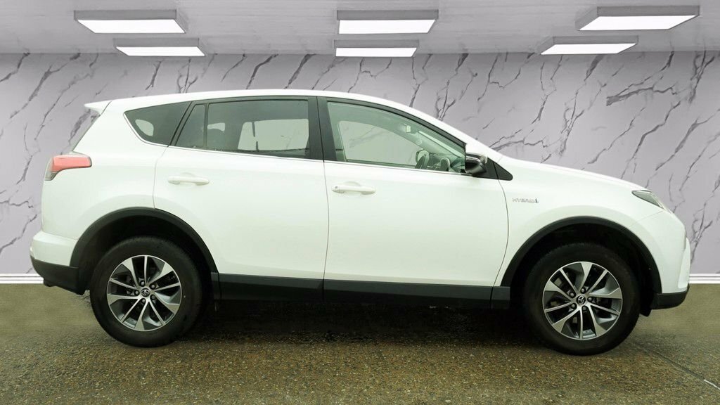 Toyota Rav 4 2L Icon White #5