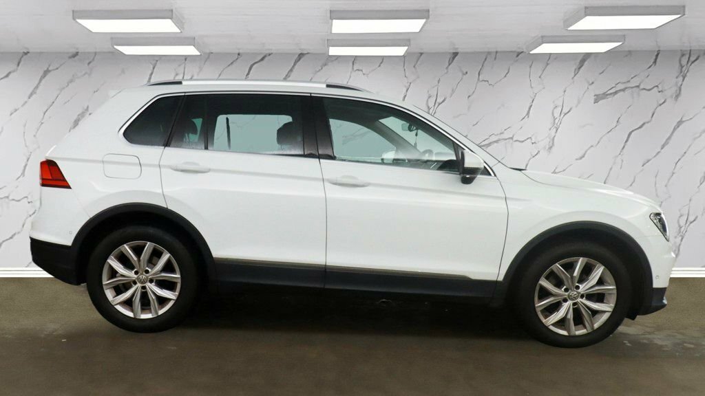 Volkswagen Tiguan 1.5L Match White #5