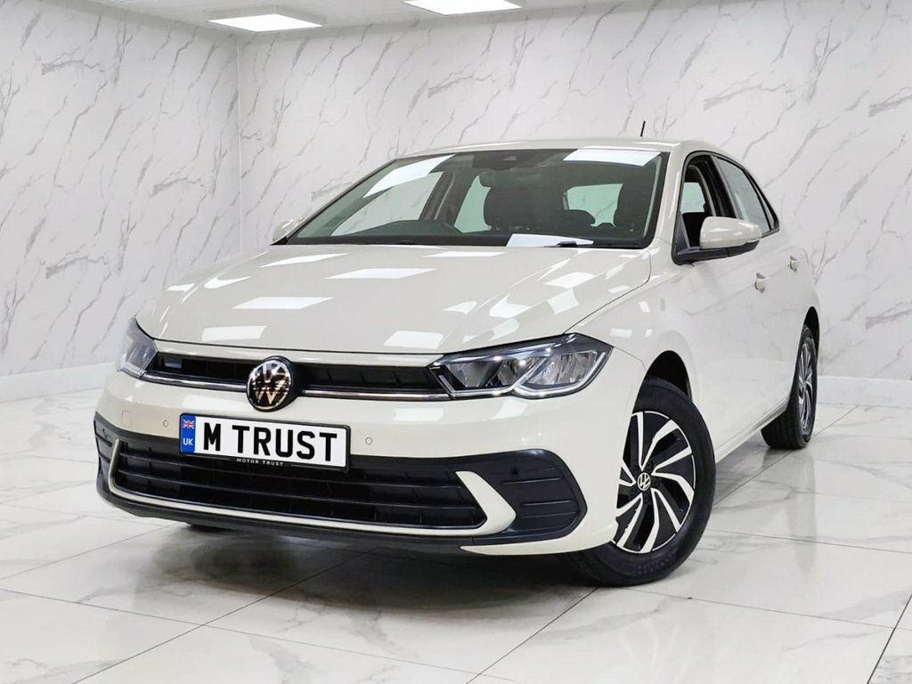 Volkswagen Polo 1L Life WP74XLR Grey #2