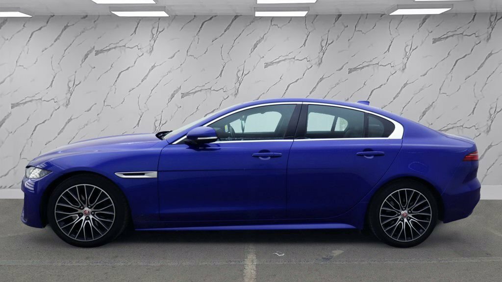 Jaguar XE 2L R-dynamic S Blue #5