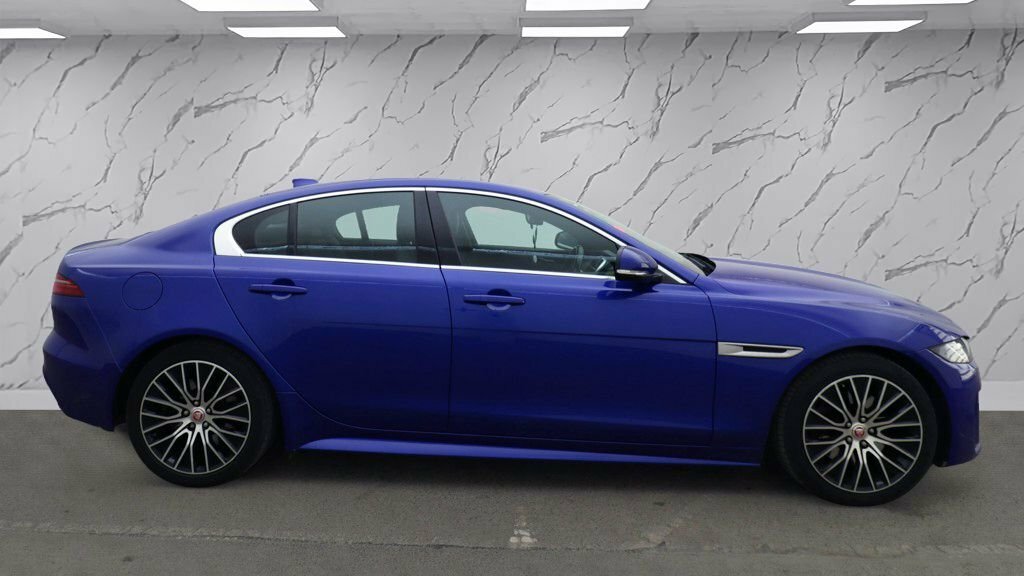 Jaguar XE 2L R-dynamic S Blue #4