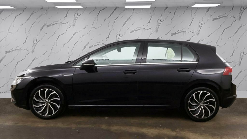 Volkswagen Golf 1.5L Style Black #6