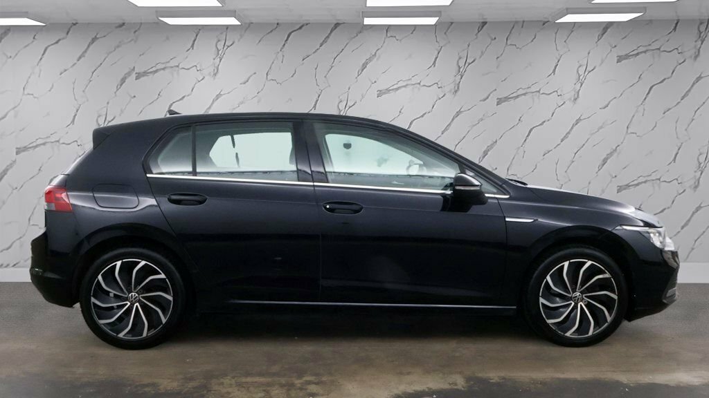 Volkswagen Golf 1.5L Style Black #5