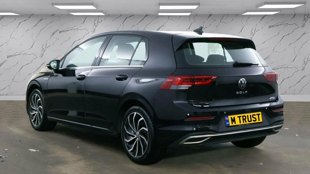 Volkswagen Golf 1.5L Style Black #3