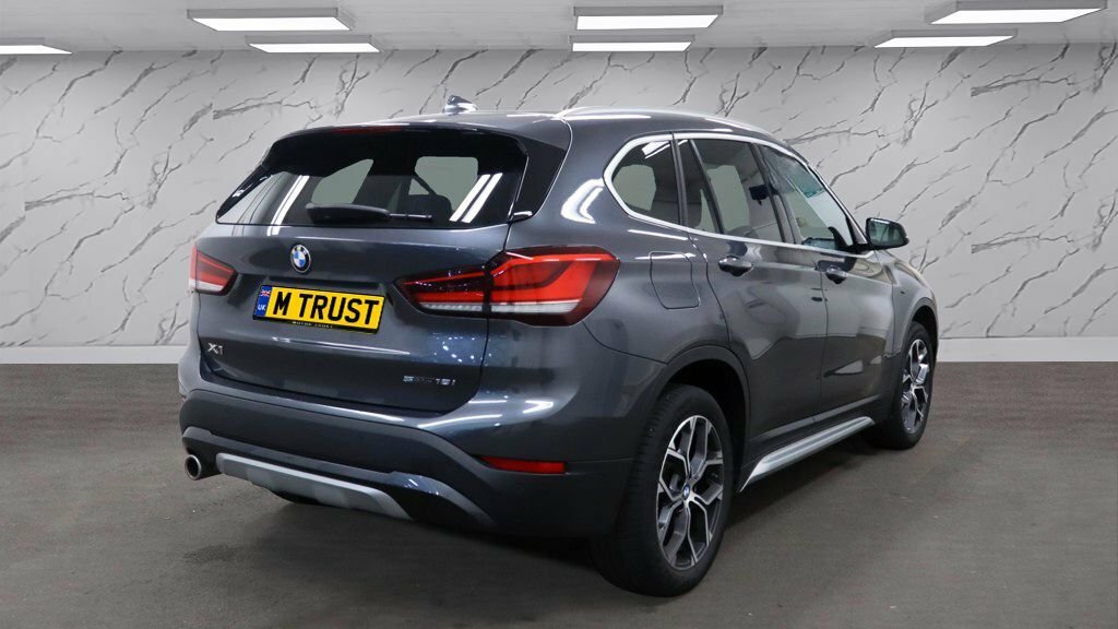 BMW X1 1.5L Xline Grey #4