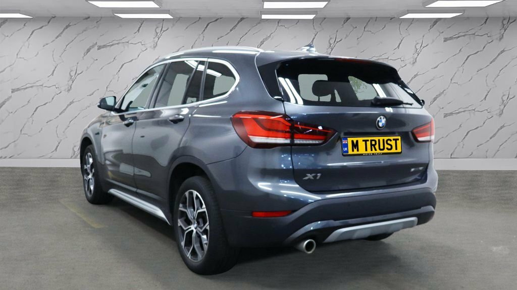 BMW X1 1.5L Xline Grey #3