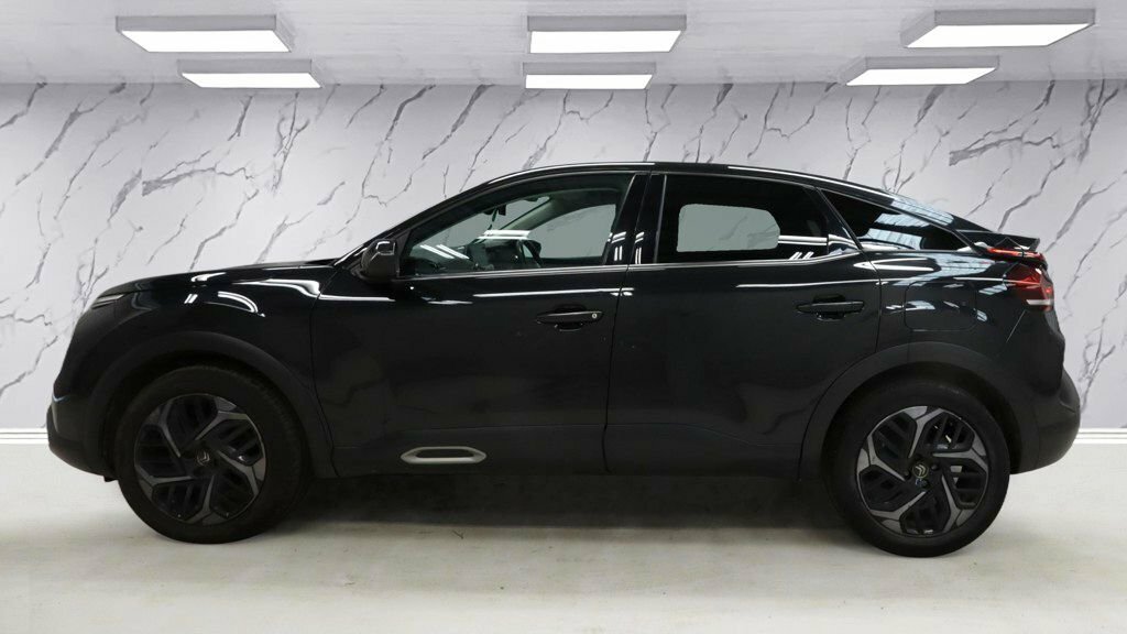 Citroen C4 1L Shine Black #5